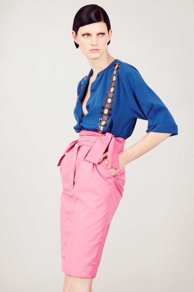 Fendi 13紺DƬ