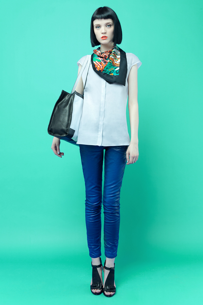 Diesel Black Gold 13紺DƬ