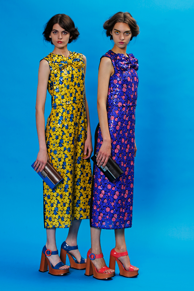 Marc Jacobs 13紺DƬ