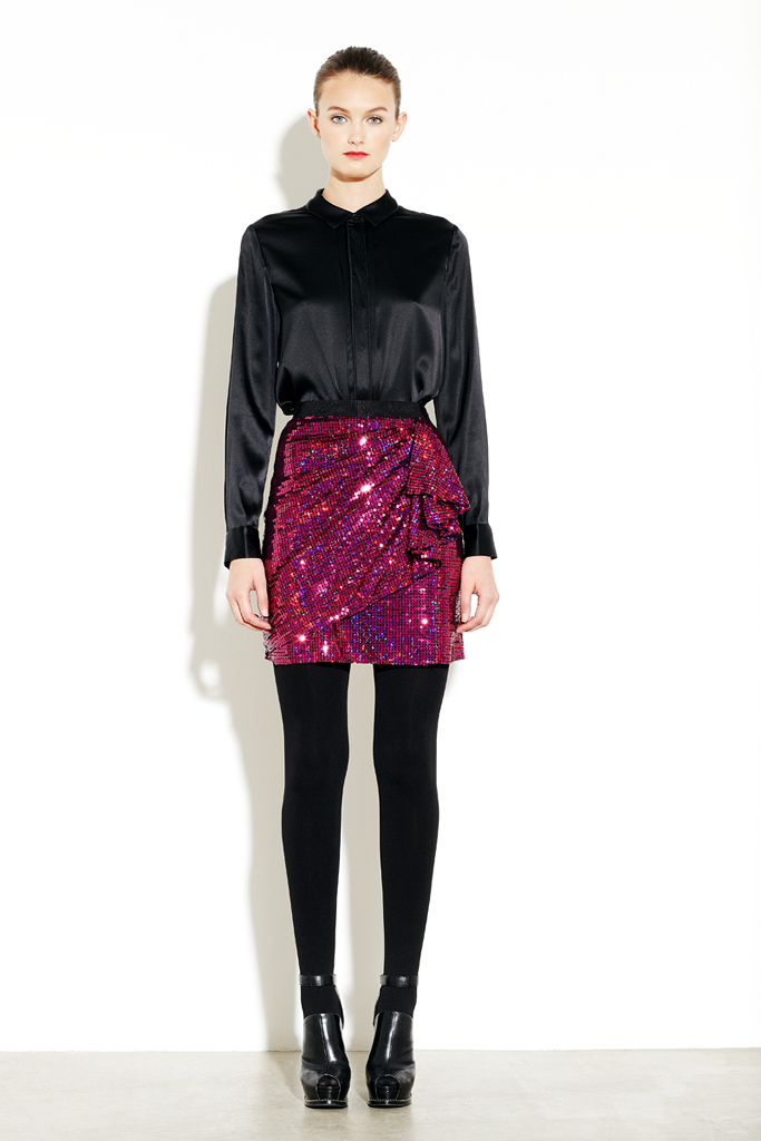 DKNY 13紺DƬ