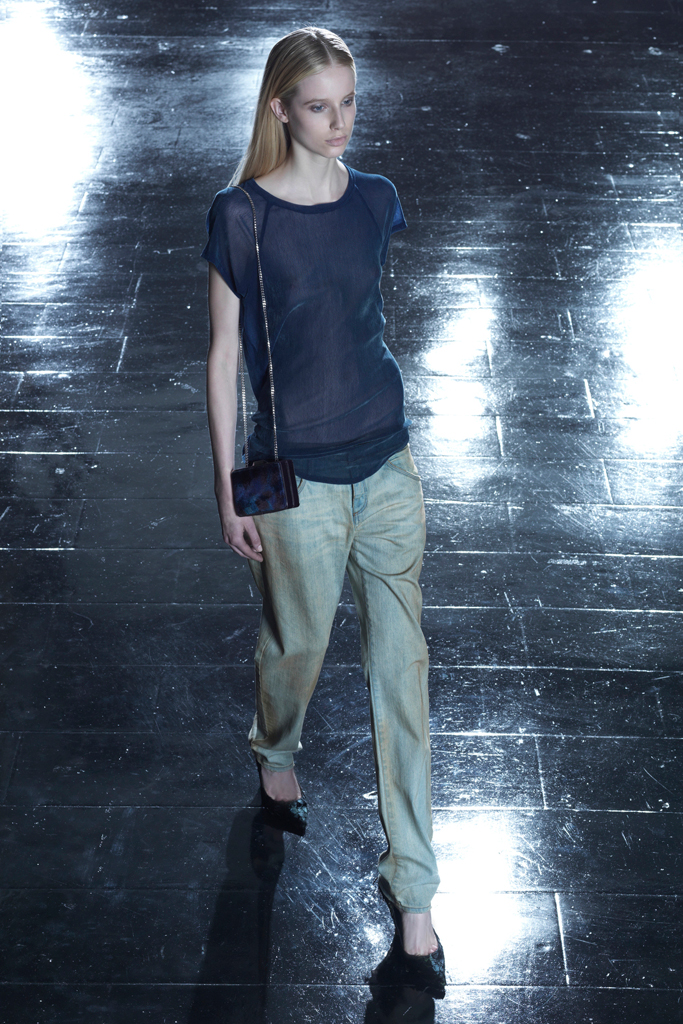 Theyskens Theory 13紺DƬ