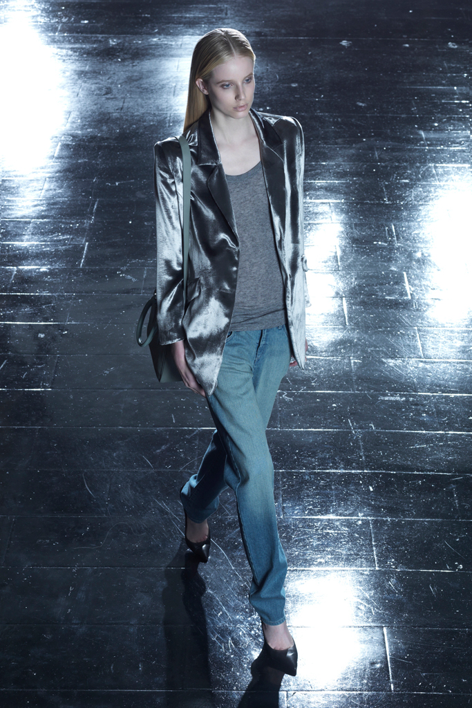 Theyskens Theory 13紺DƬ