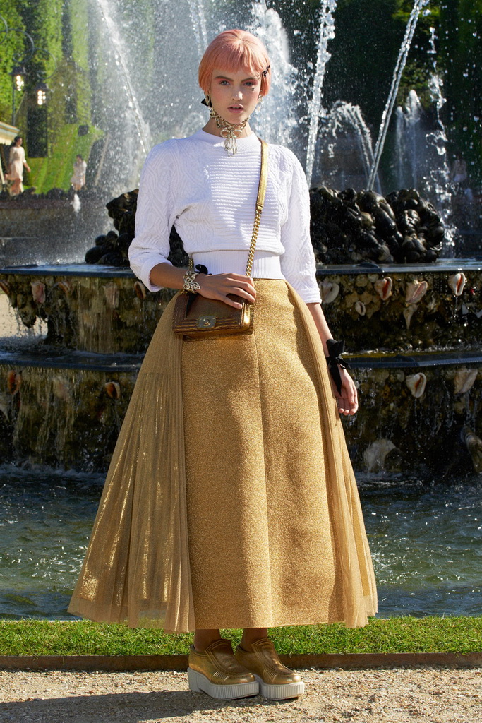 Chanel 13紺DƬ