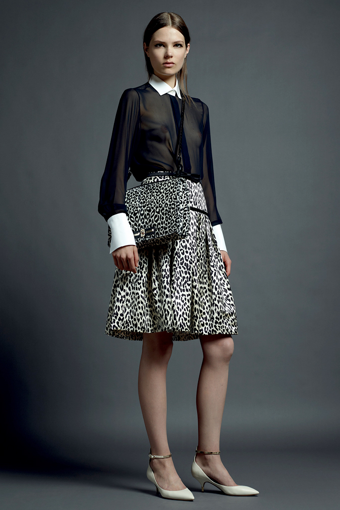 Valentino 13紺DƬ