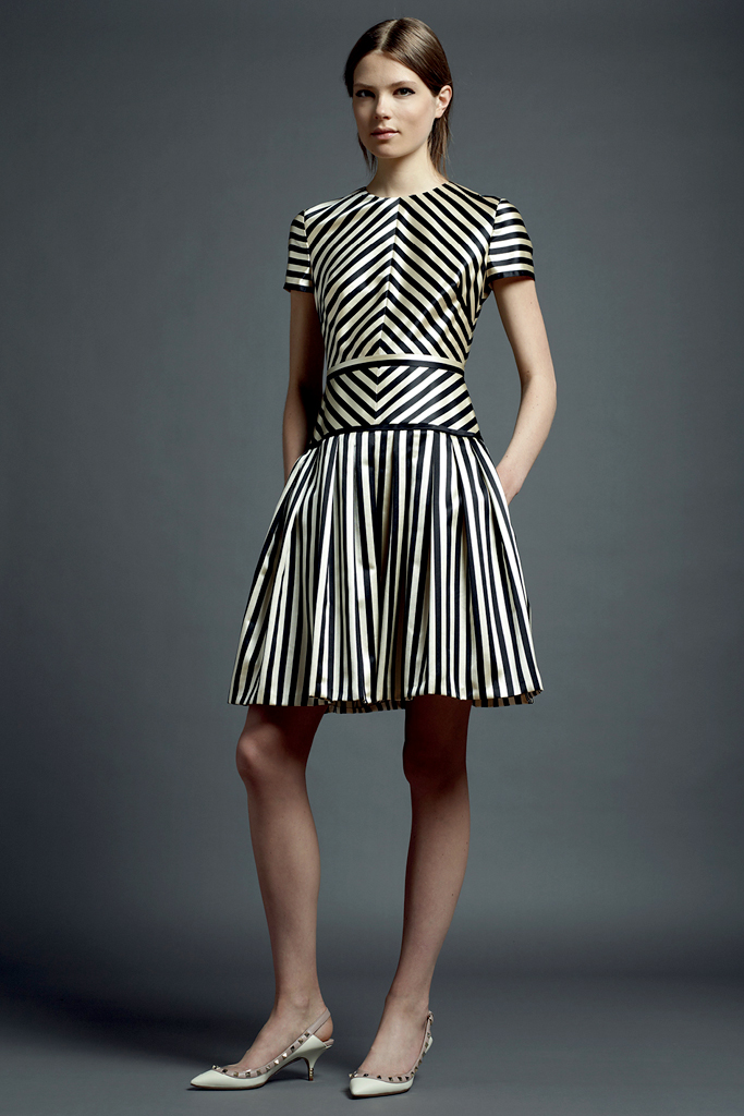Valentino 13紺DƬ