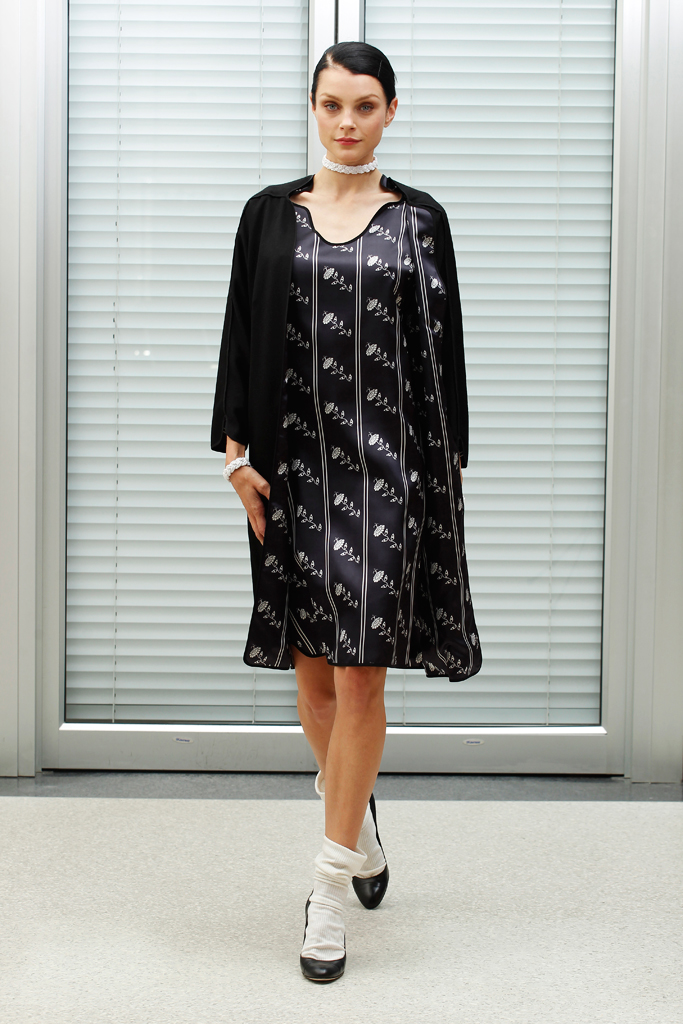 Thom Browne 13紺DƬ