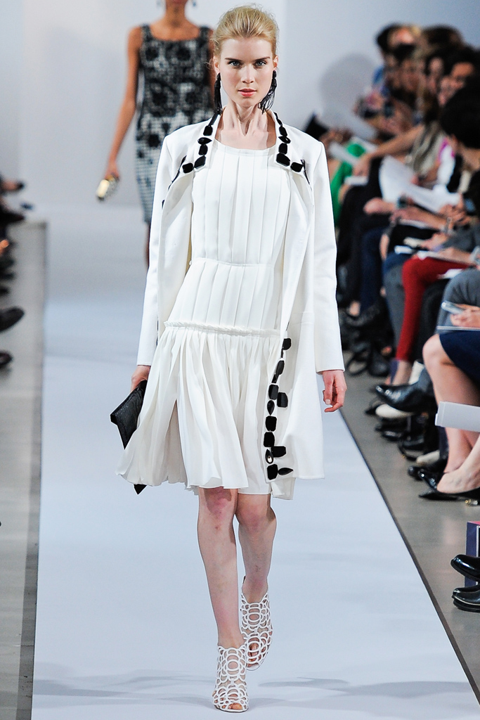 Oscar de la Renta 13紺DƬ