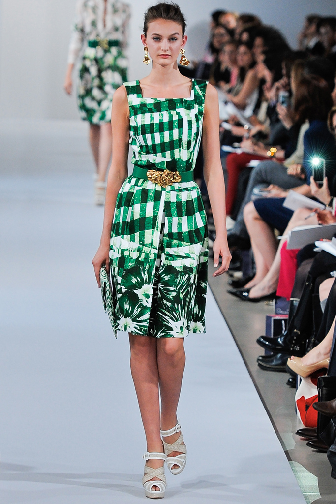 Oscar de la Renta 13紺DƬ