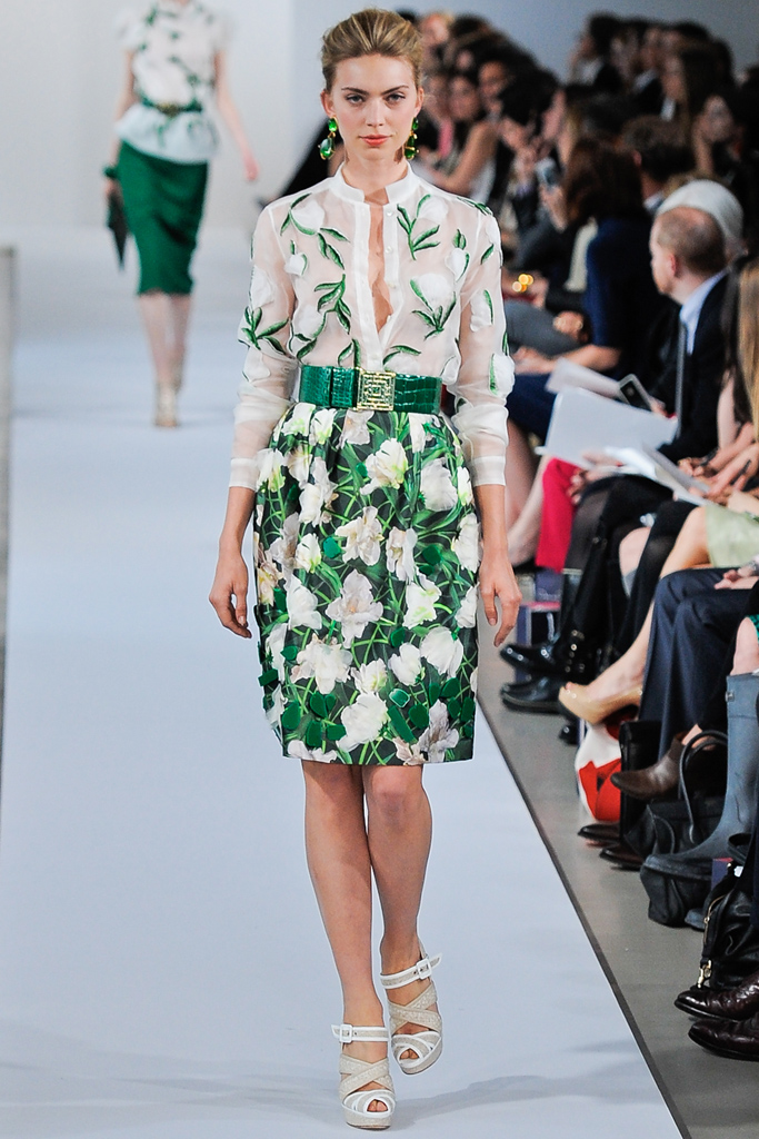 Oscar de la Renta 13紺DƬ