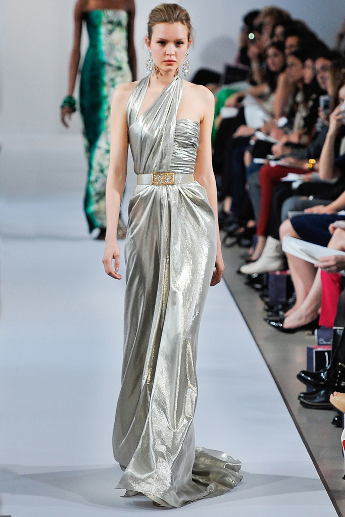 Oscar de la Renta 13紺DƬ