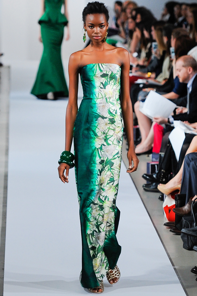 Oscar de la Renta 13紺DƬ