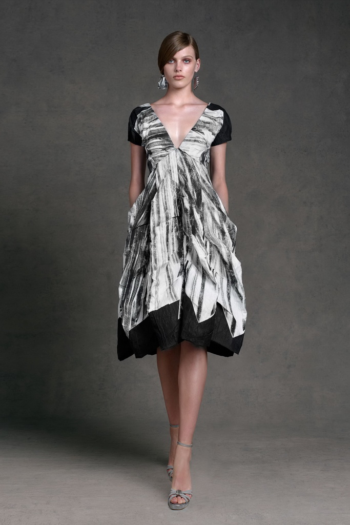 Donna Karan 13紺DƬ