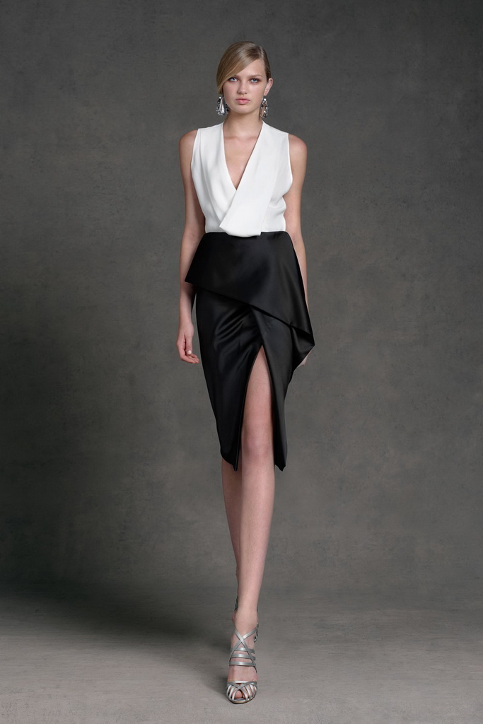 Donna Karan 13紺DƬ