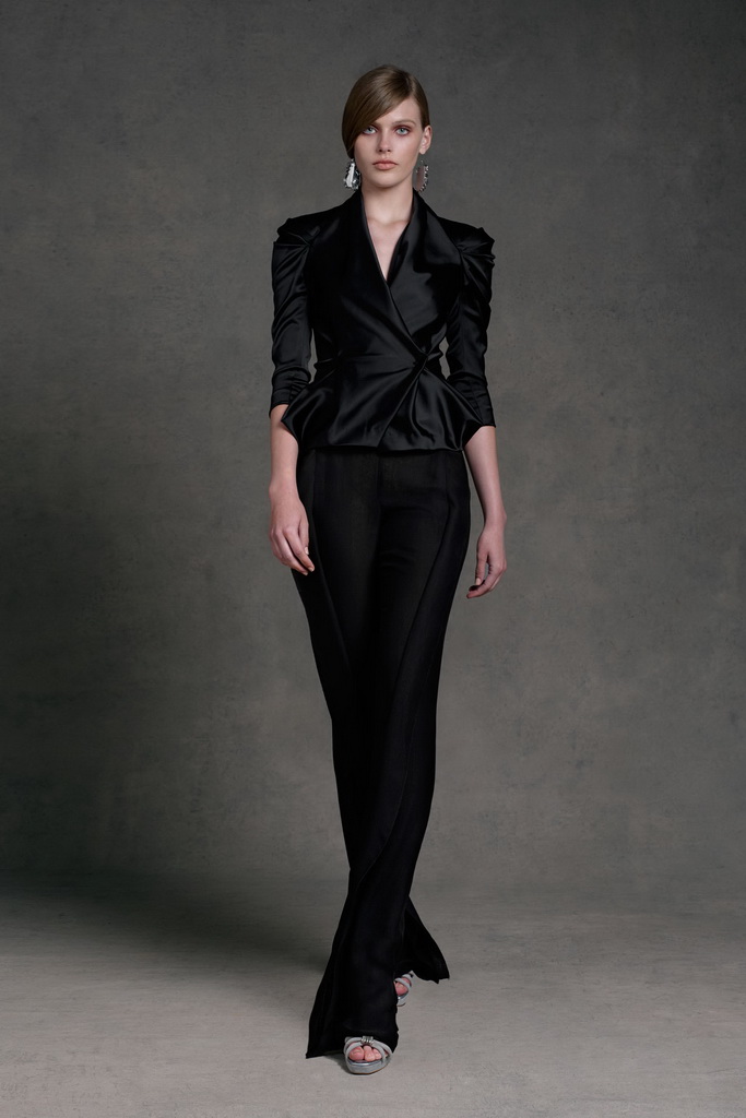 Donna Karan 13紺DƬ