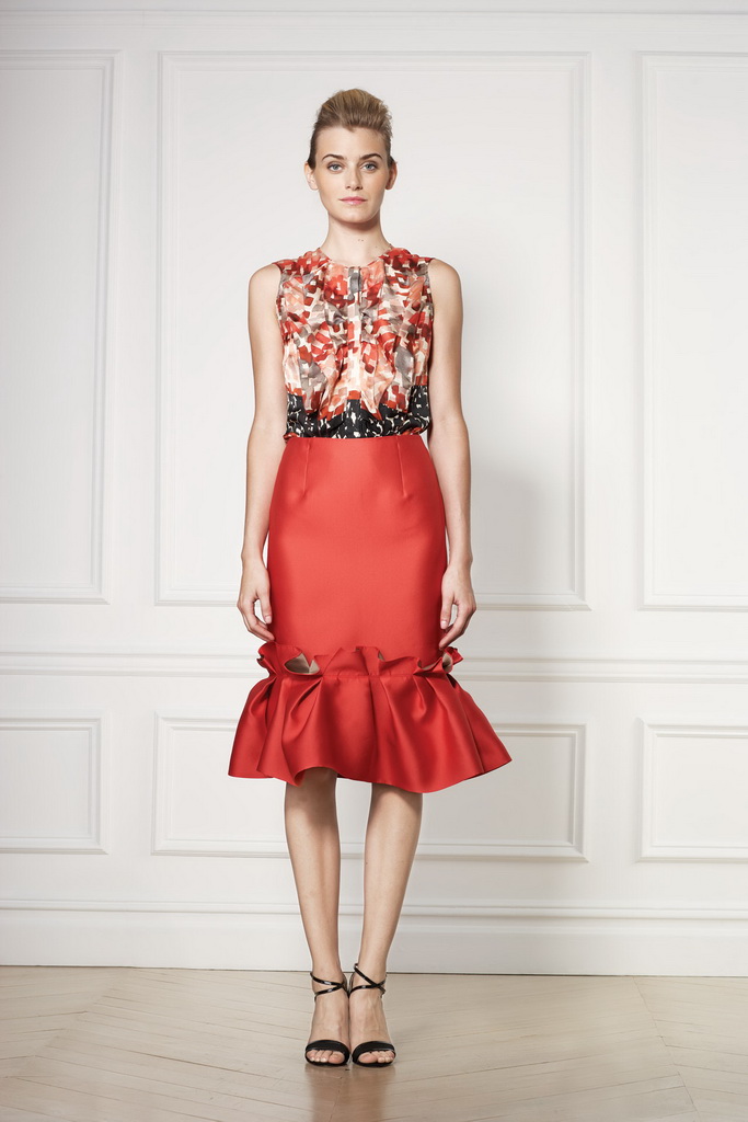 Carolina Herrera 13紺DƬ