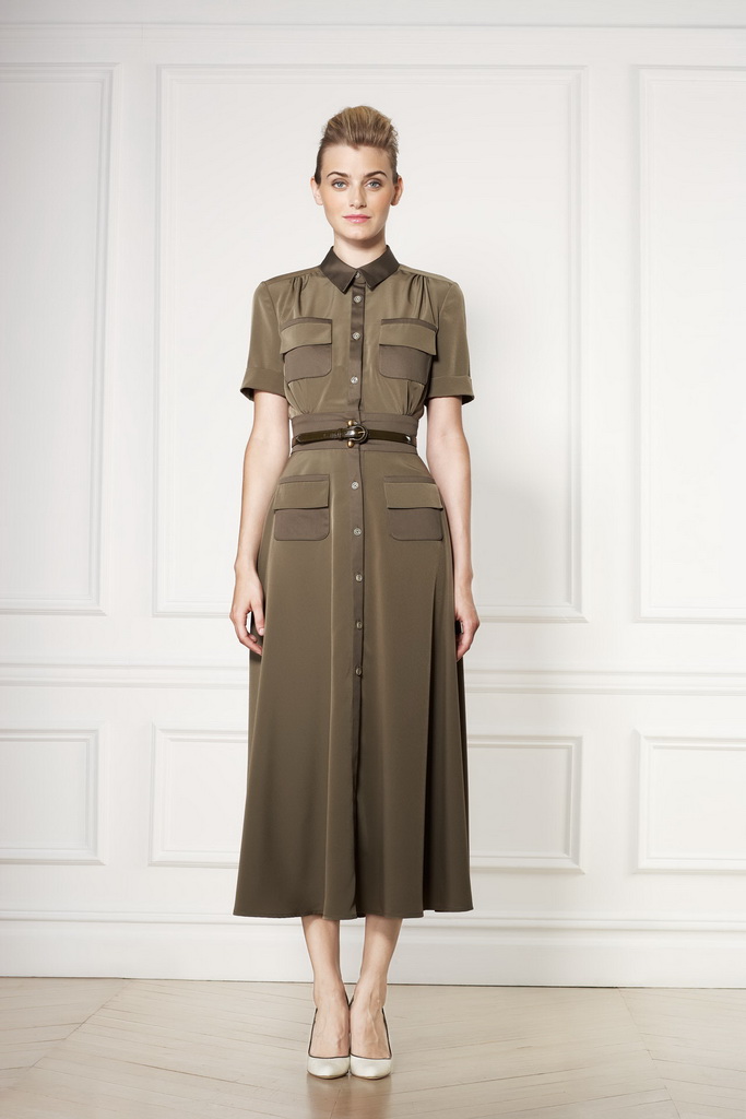 Carolina Herrera 13紺DƬ