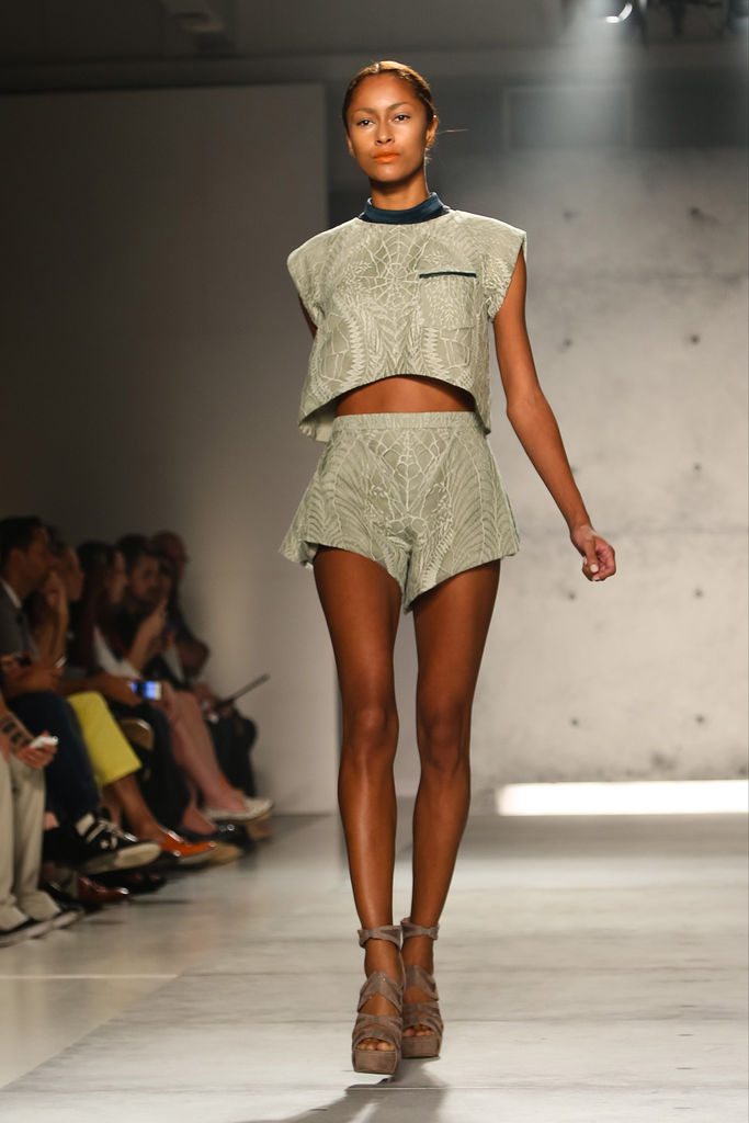 Sally LaPointe 2013(chng)DƬ