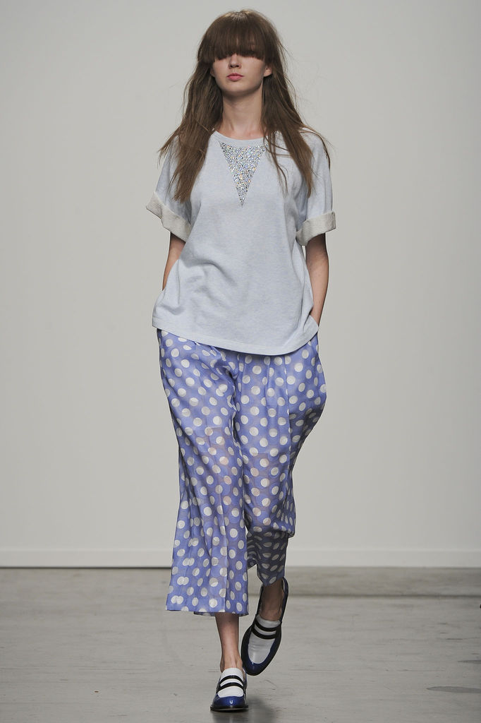Karen Walker 2013(chng)DƬ
