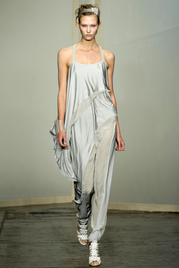 Donna Karan 2013DƬ