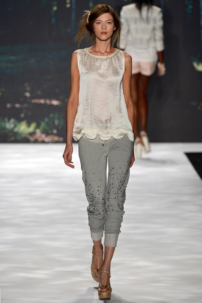 Badgley Mischka 2013DƬ