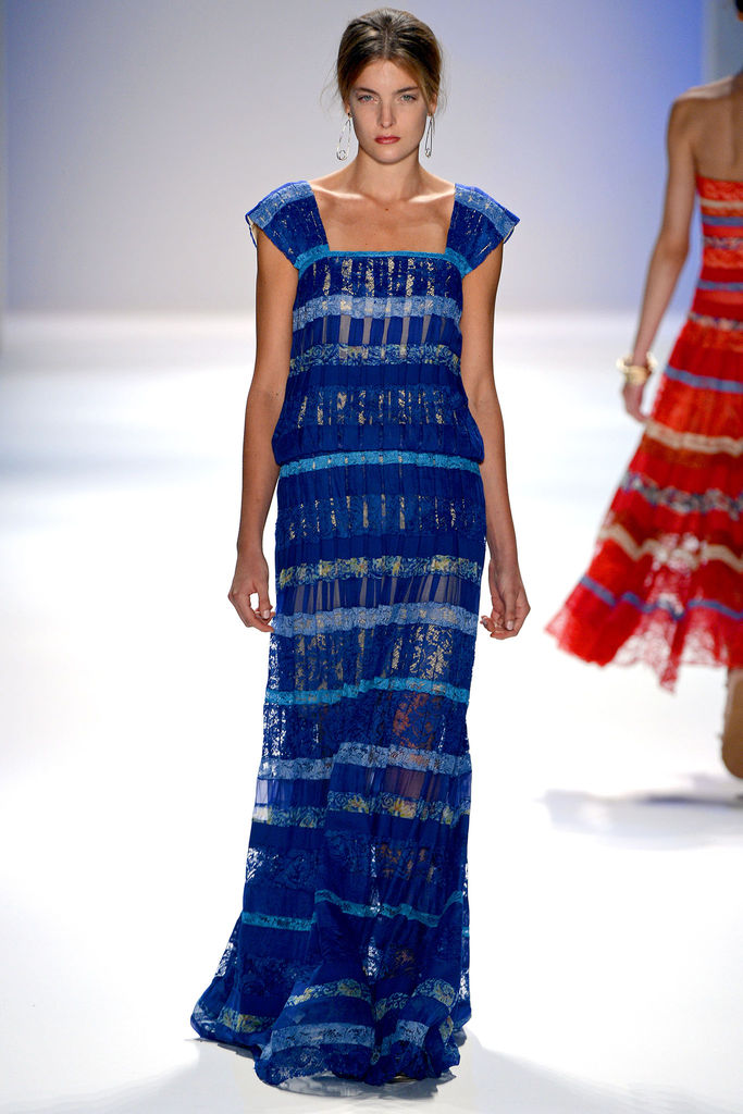 Tadashi Shoji 2013DƬ