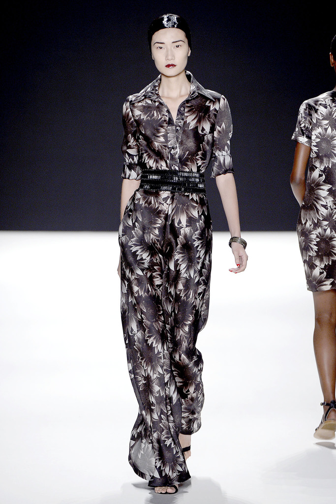 Naeem Khan 2013DƬ