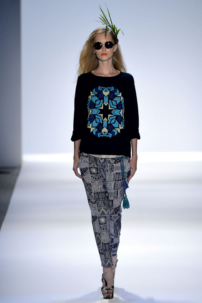 Mara Hoffman 2013DƬ