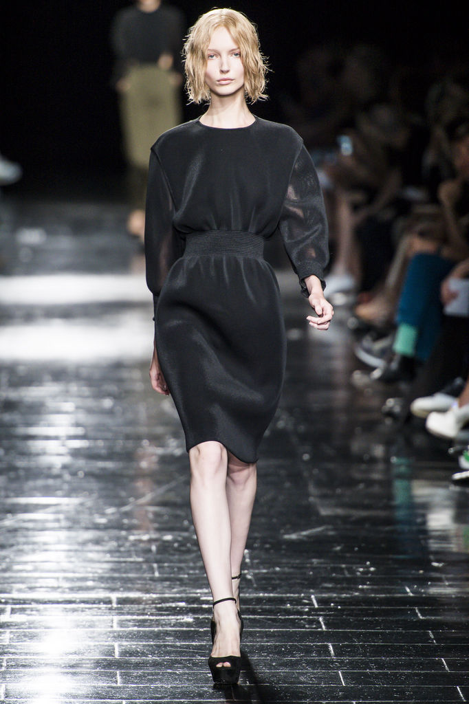 Theyskens Theory 2013(chng)DƬ
