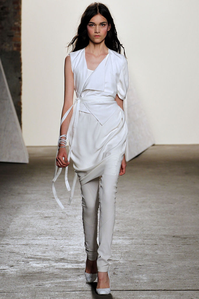 Tess Giberson 2013DƬ