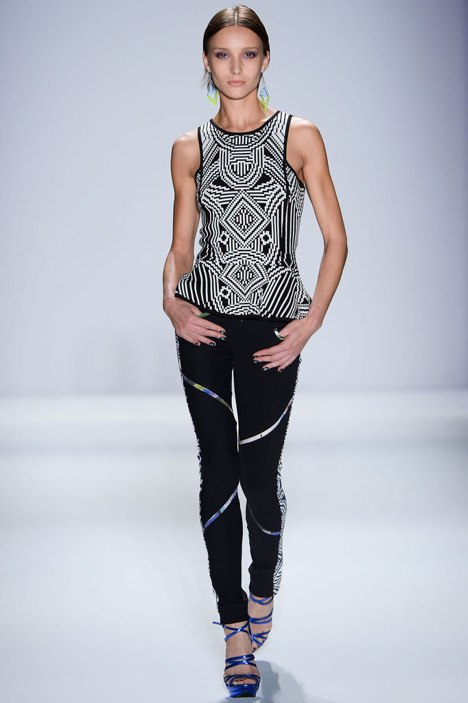 Nicole Miller 2013DƬ