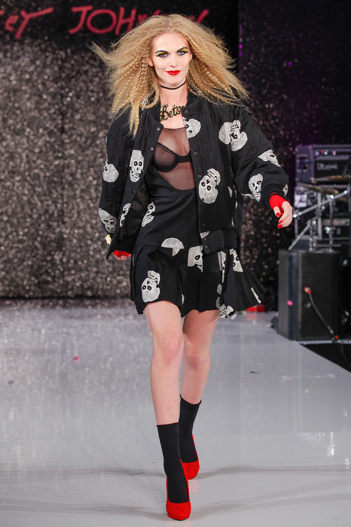 Betsey Johnson 2013DƬ