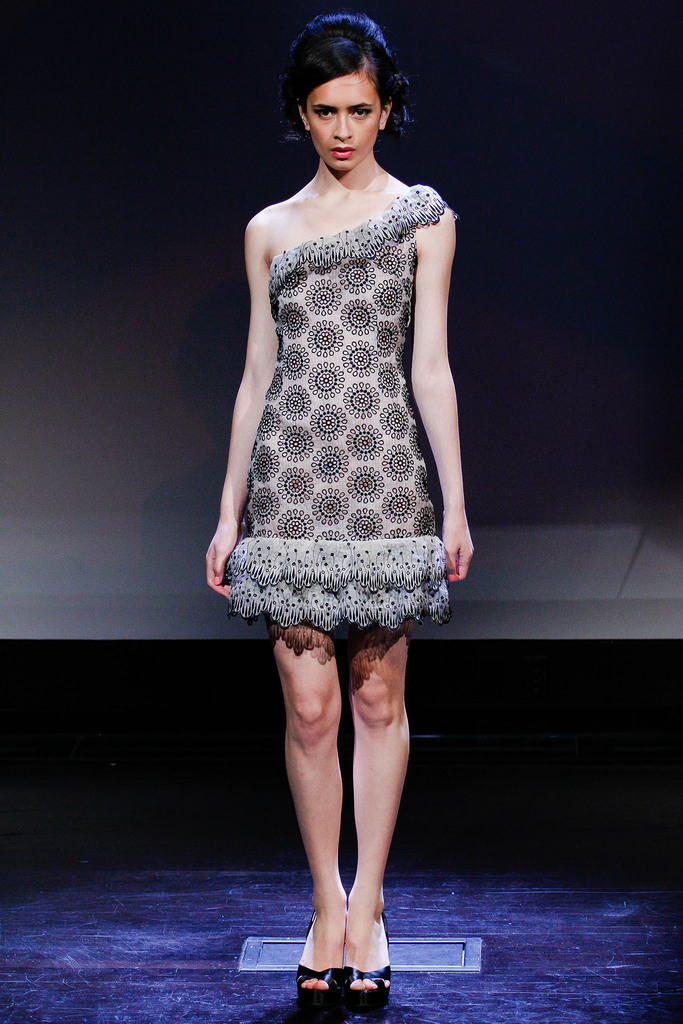 Douglas Hannant 2013DƬ