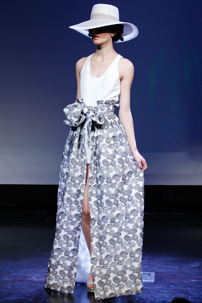 Douglas Hannant 2013DƬ