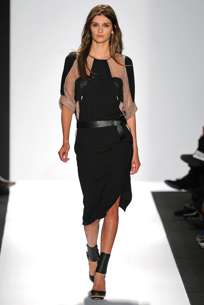 BCBG Max Azria 2013DƬ