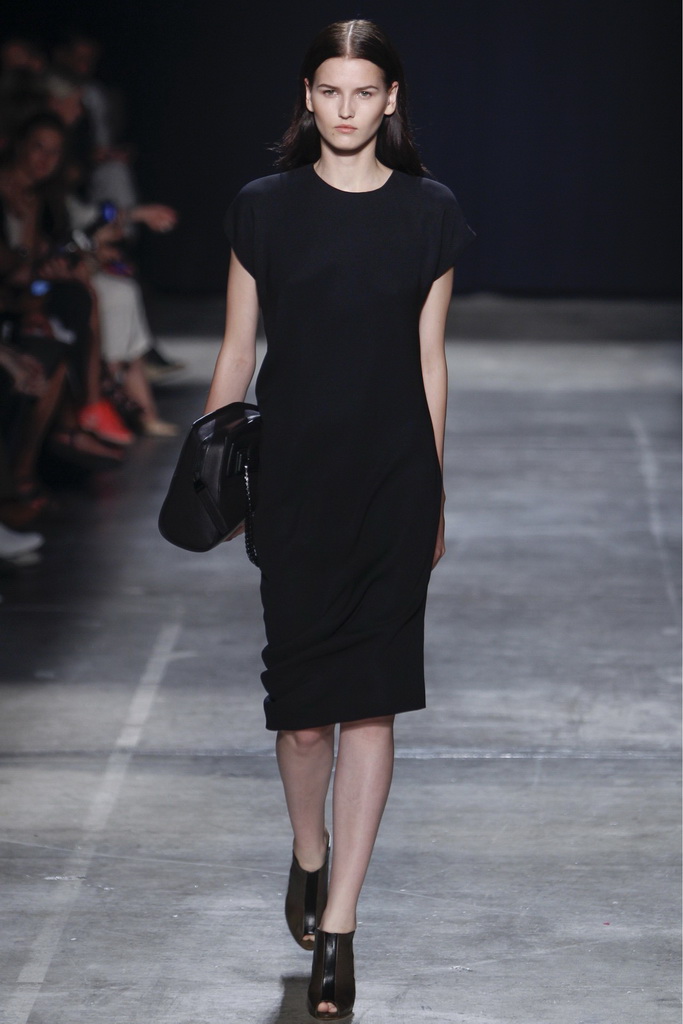 Narciso Rodriguez 2013DƬ
