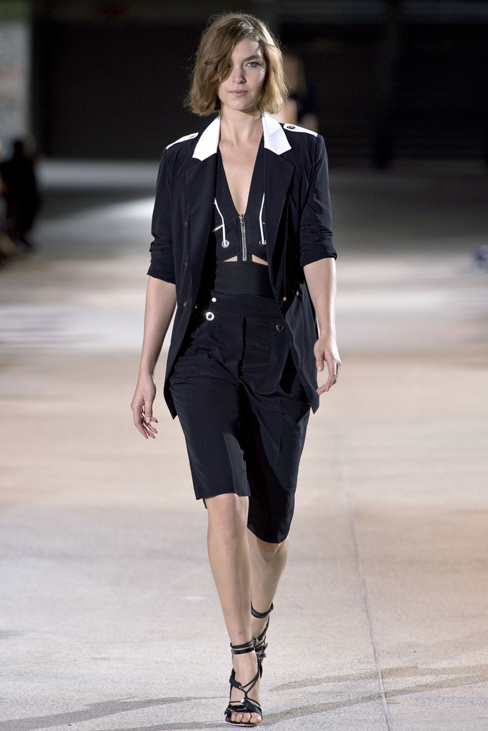 Anthony Vaccarello 2013DƬ