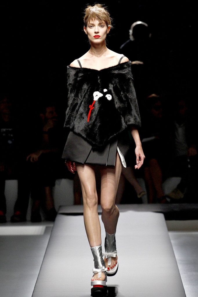 Prada 2013DƬ