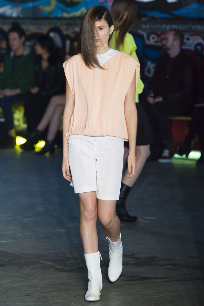 Thomas Tait 2013DƬ