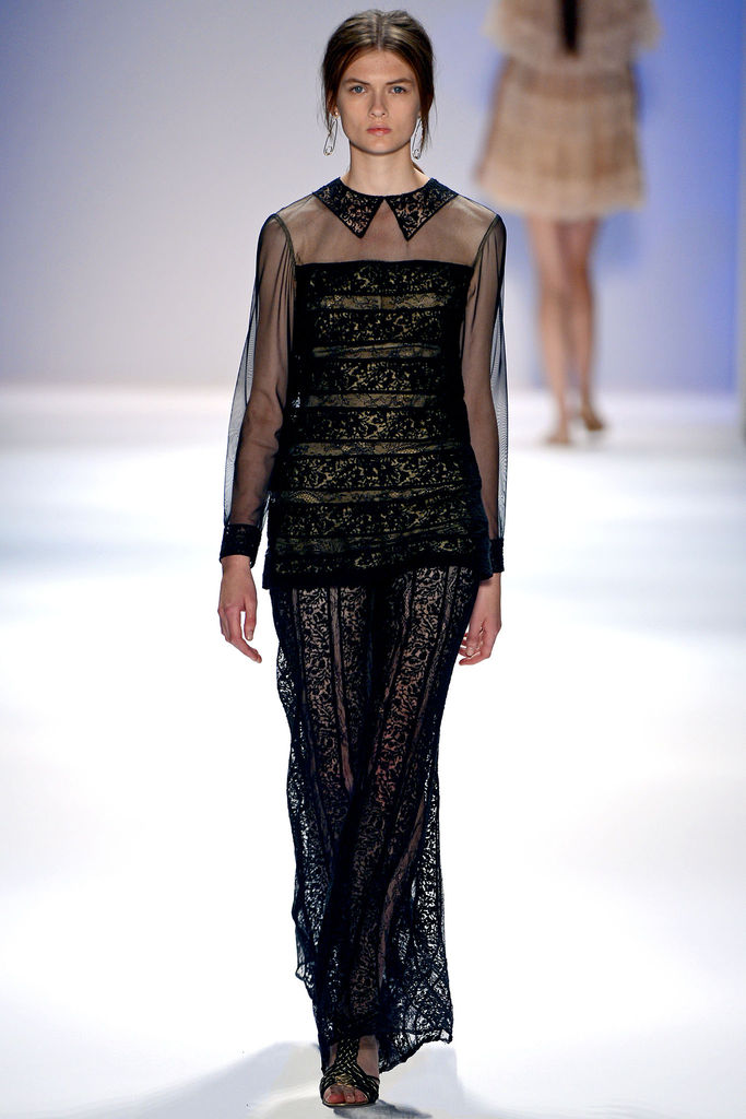 Tadashi Shoji 2013DƬ