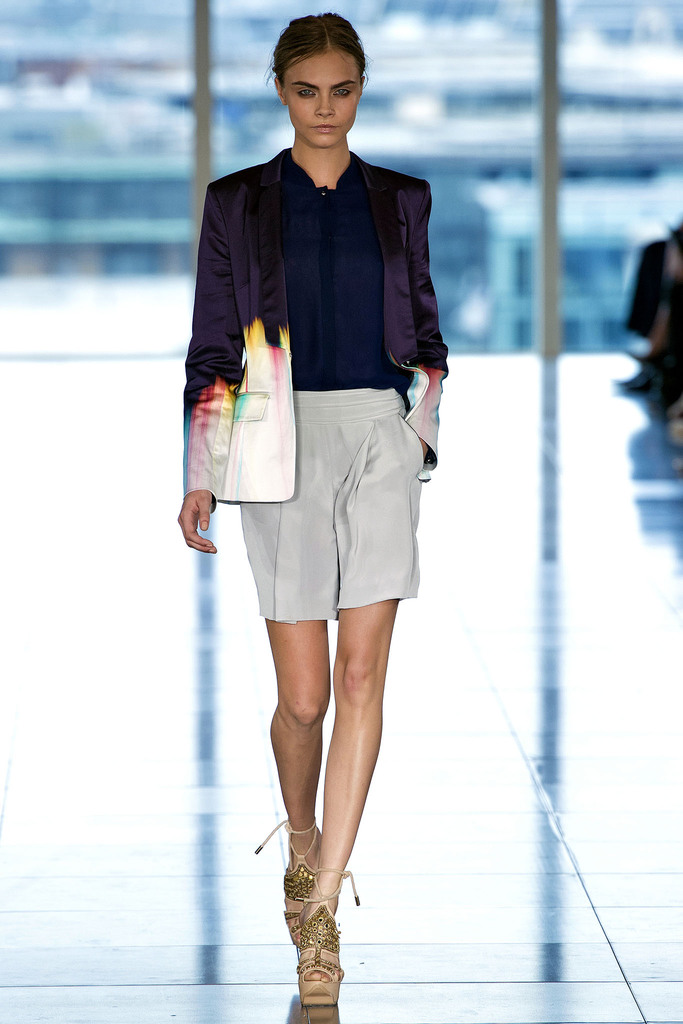 Matthew Williamson 2013(chng)DƬ