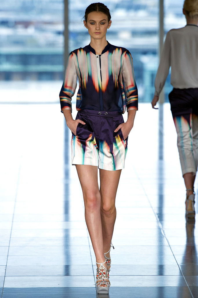 Matthew Williamson 2013(chng)DƬ