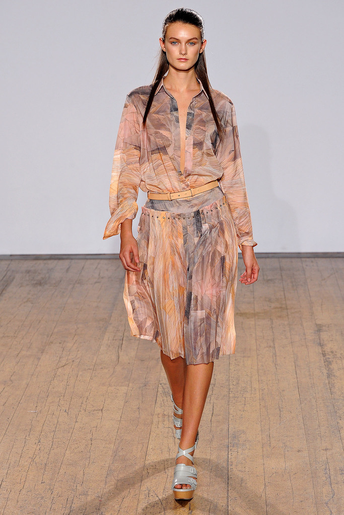 Nicole Farhi 2013DƬ
