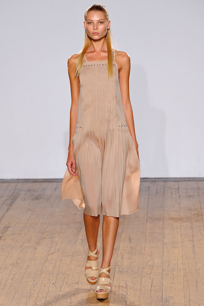Nicole Farhi 2013DƬ