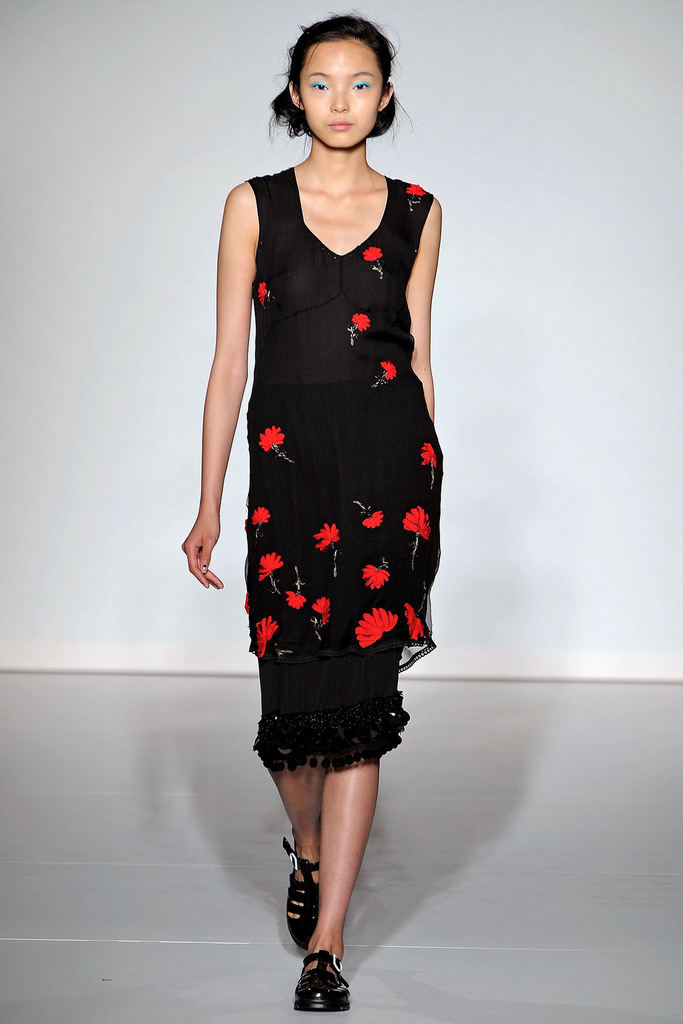 Clements Ribeiro 2013DƬ