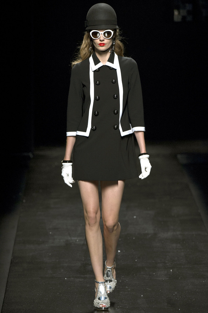 Moschino 2013DƬ