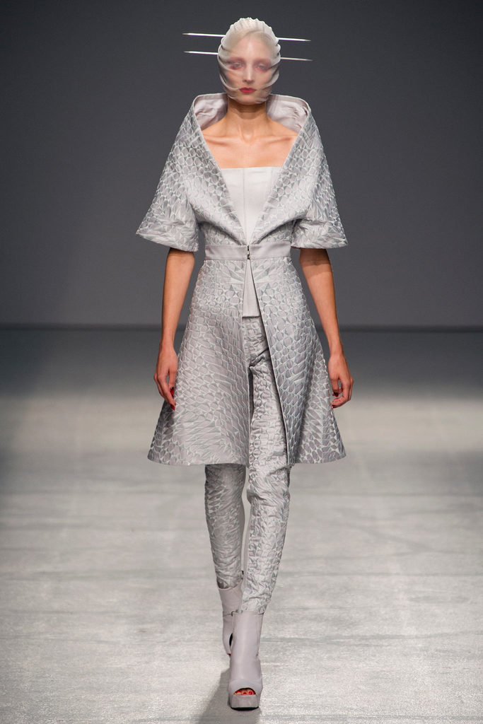Gareth Pugh 2013DƬ