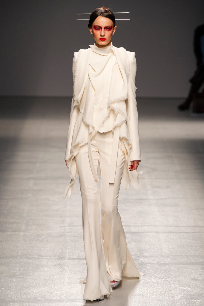 Gareth Pugh 2013DƬ