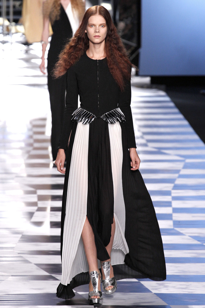 Viktor & Rolf 2013DƬ