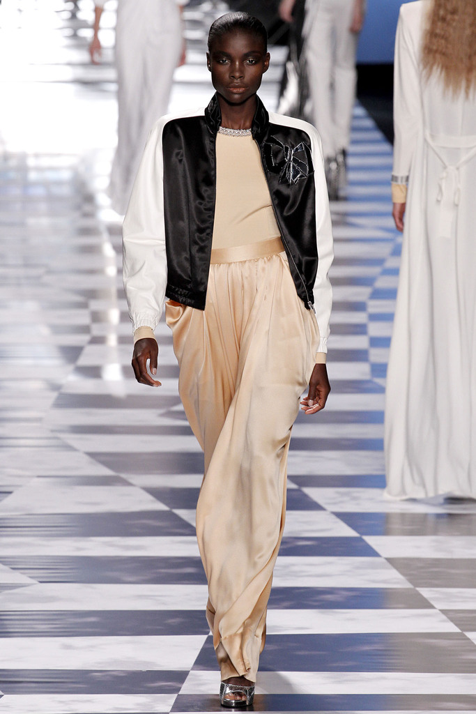 Viktor & Rolf 2013DƬ