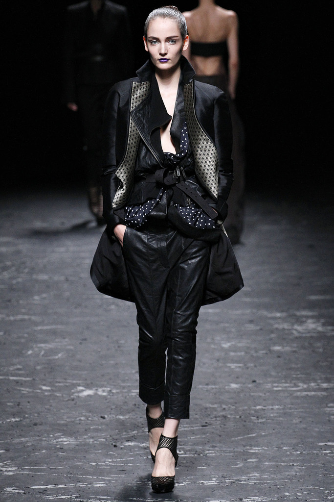 Haider Ackermann 2013DƬ